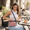 Mini Valise Sac à Main Bandoulière – Person Using It image